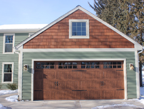 Residential Garage Photo 1